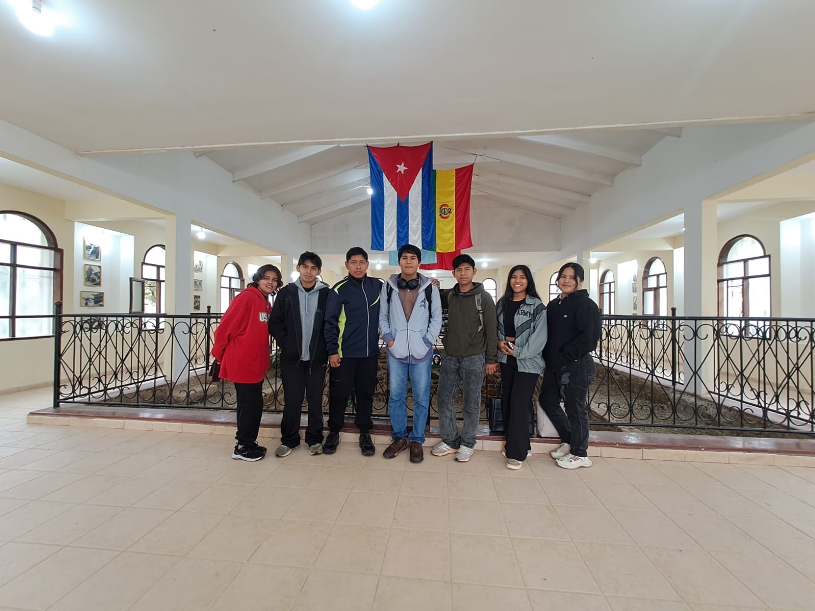 Conociendo la historia en el Mausoleo del Che